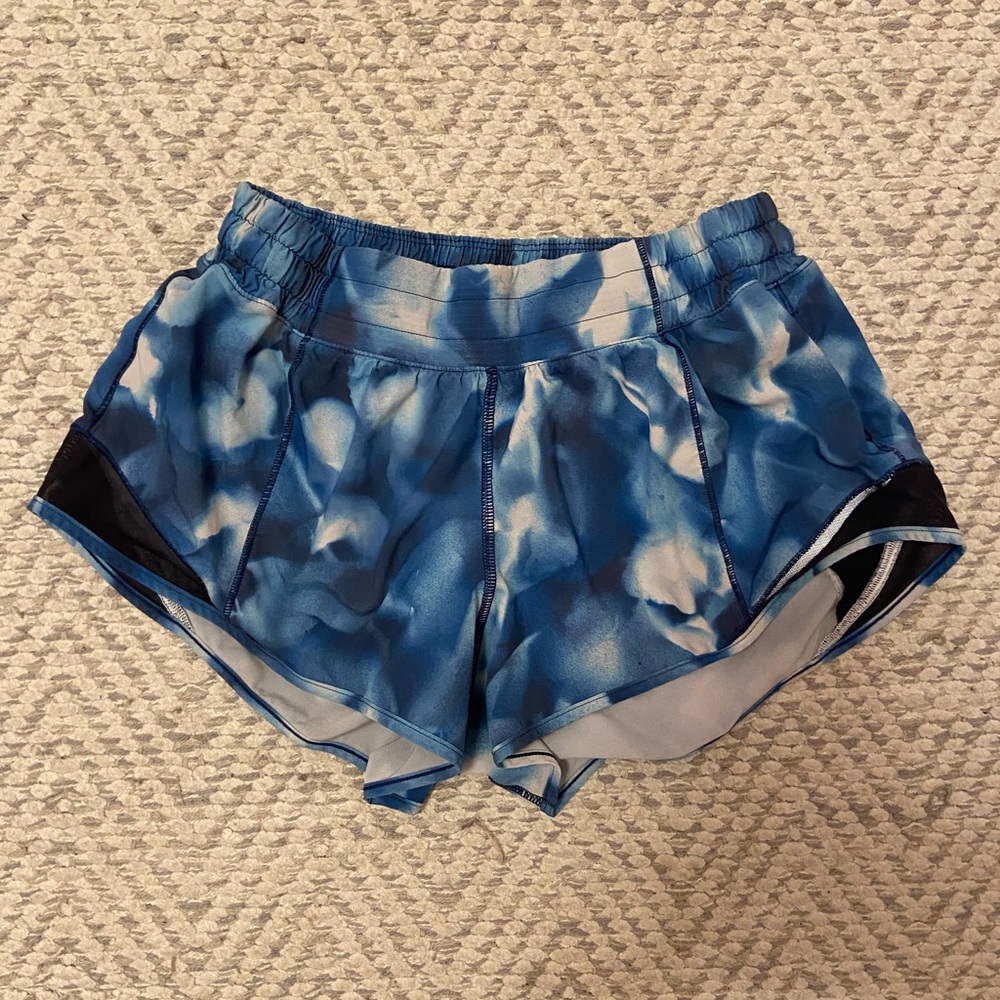 Lulu lemon hotty hot shorts